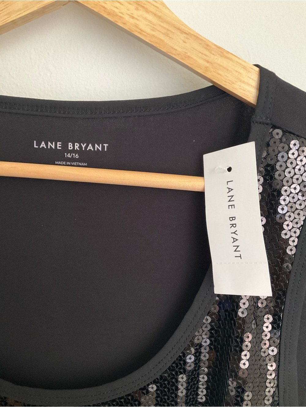 Lane Bryant 14/16 Black Sequined Scoop Neck Tank NWT - Picture 4 of 9